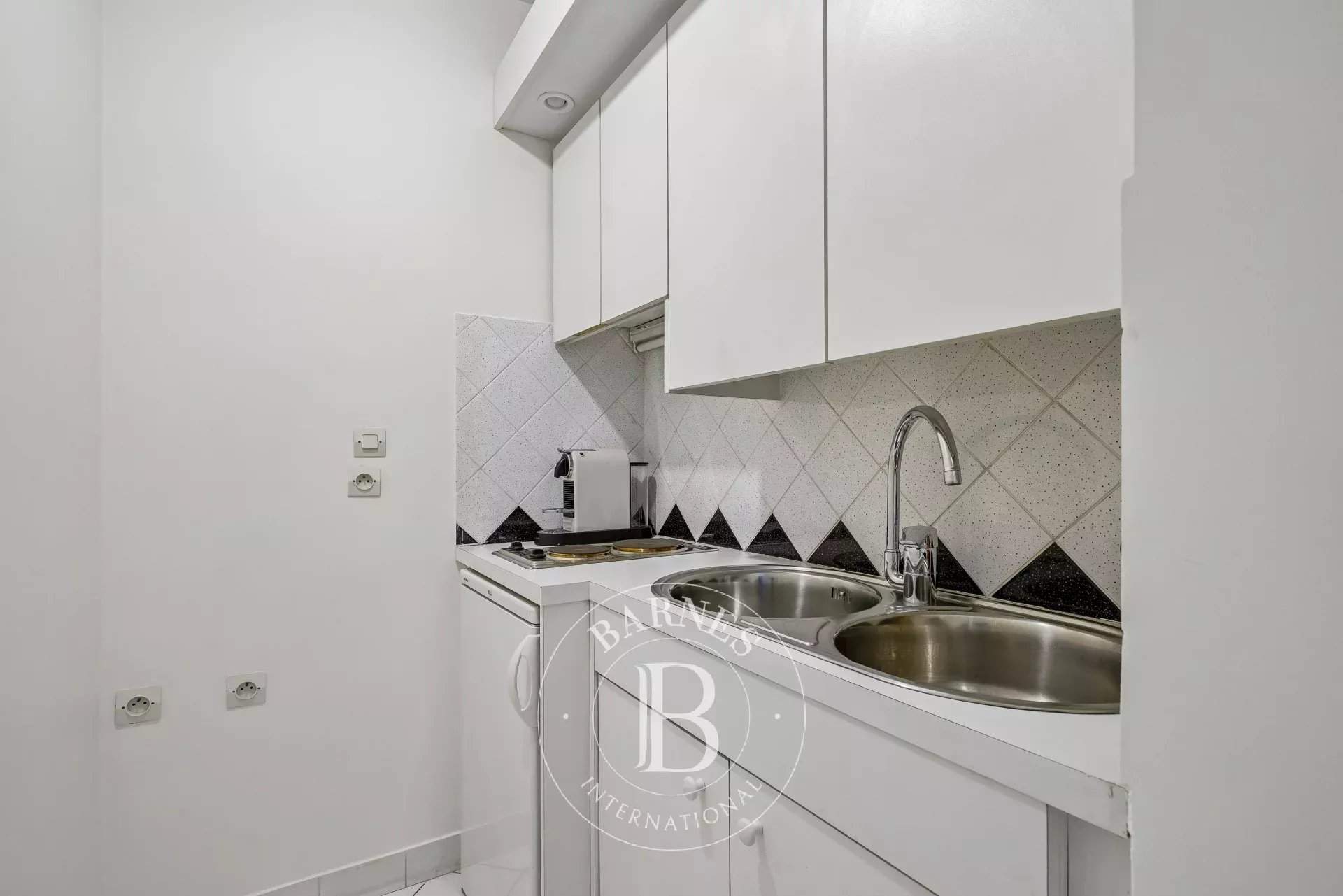 Paris  - Appartement 2 Pi&egrave;ces, 1 Chambre - picture 7