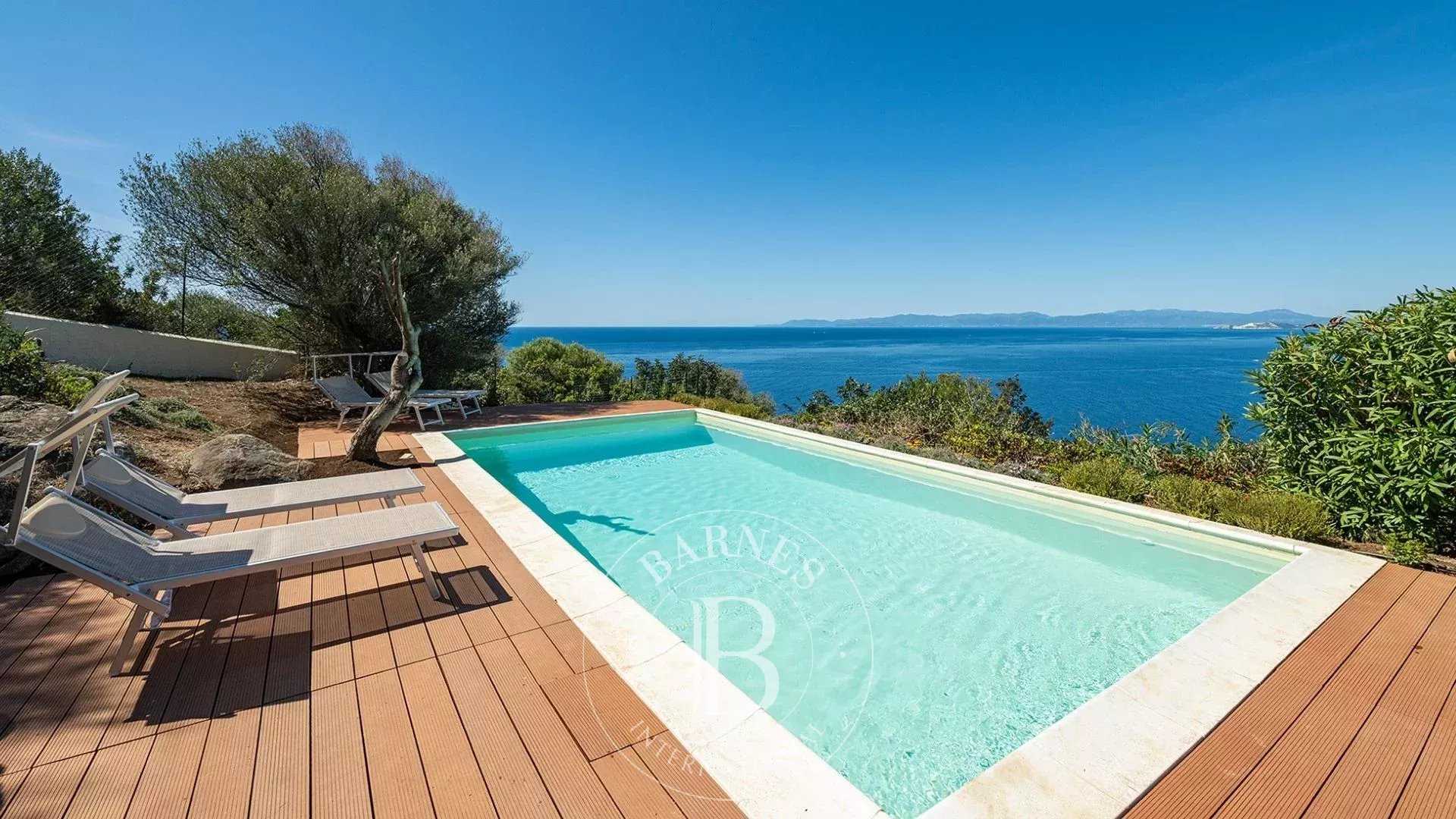 Quartu Sant'Elena  - Villa 3 Bedrooms