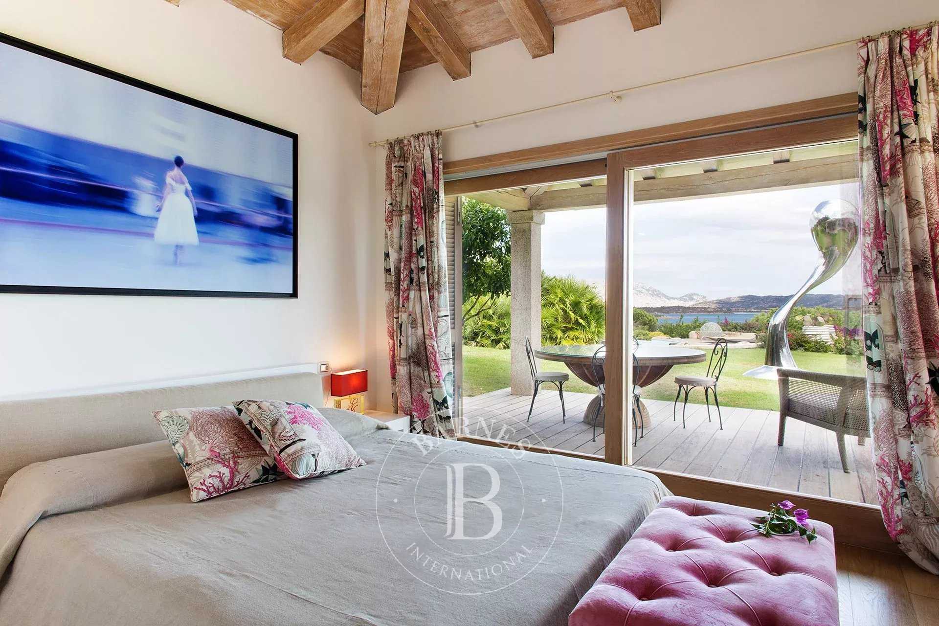 San Teodoro  - Villa 7 Bedrooms