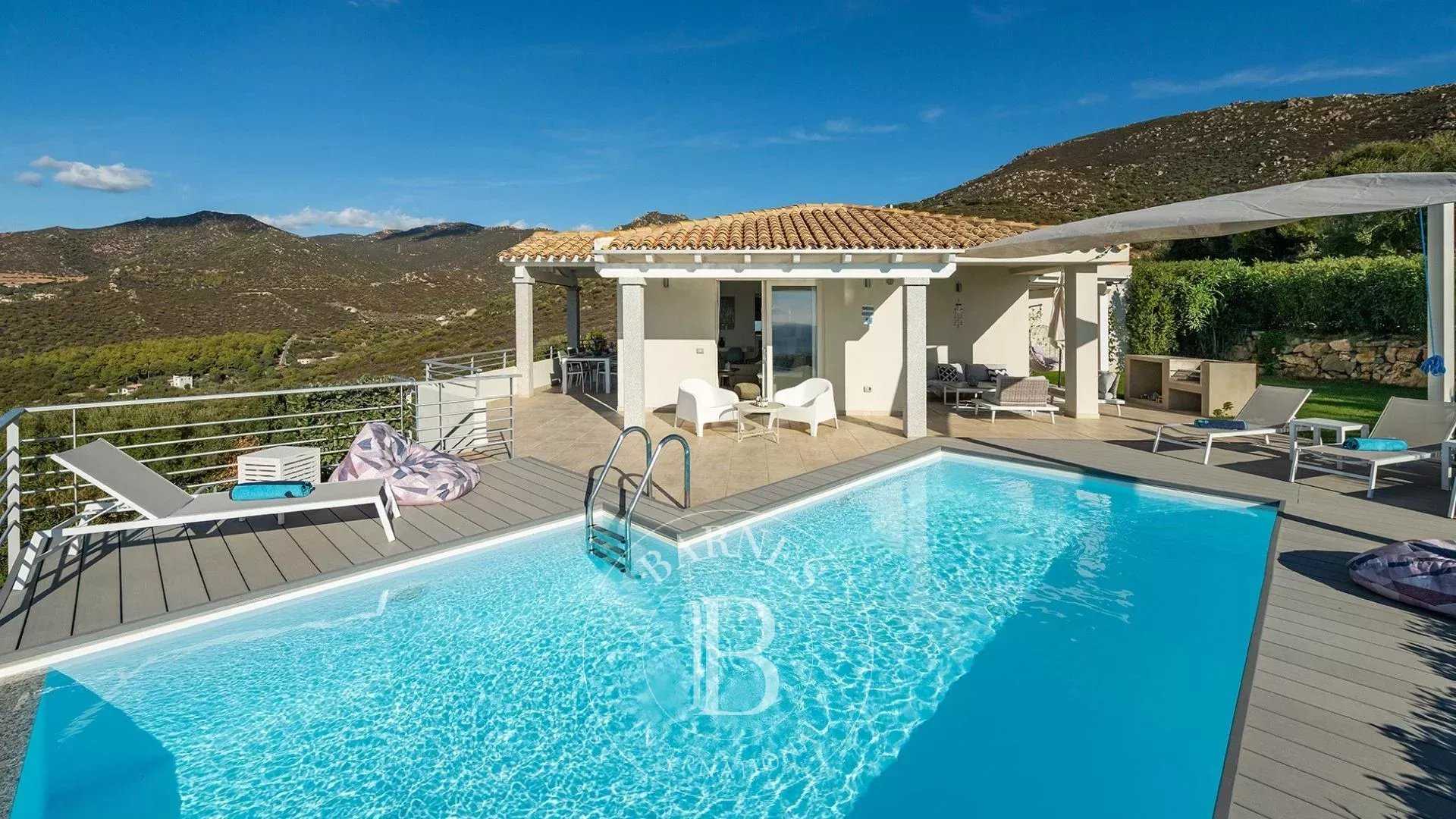 Quartu Sant'Elena  - Villa 4 Bedrooms