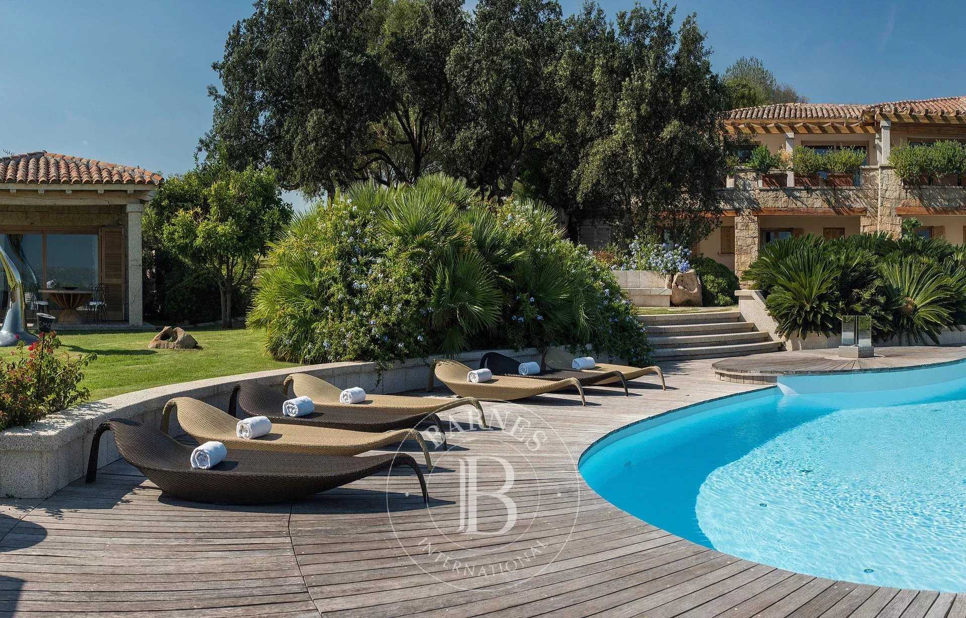 San Teodoro  - Villa 7 Bedrooms