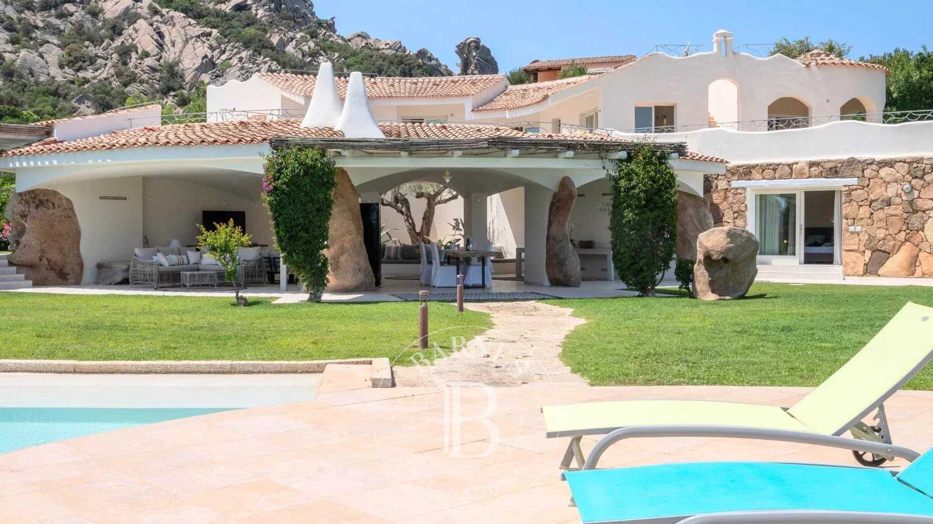 Palau  - Villa 6 Bedrooms