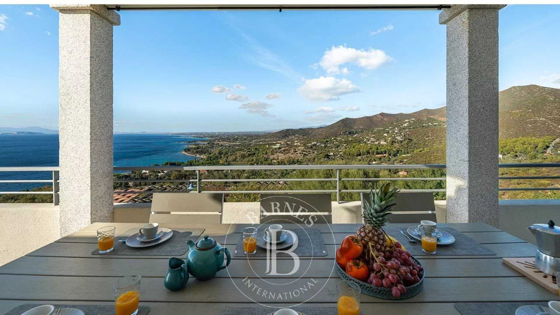 Quartu Sant'Elena  - Villa 4 Bedrooms