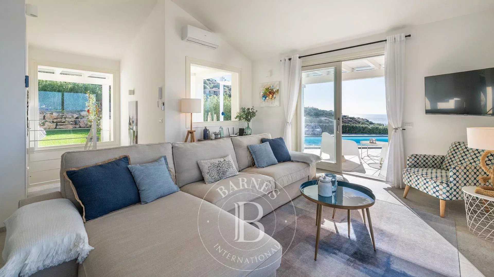 Quartu Sant'Elena  - Villa 4 Bedrooms