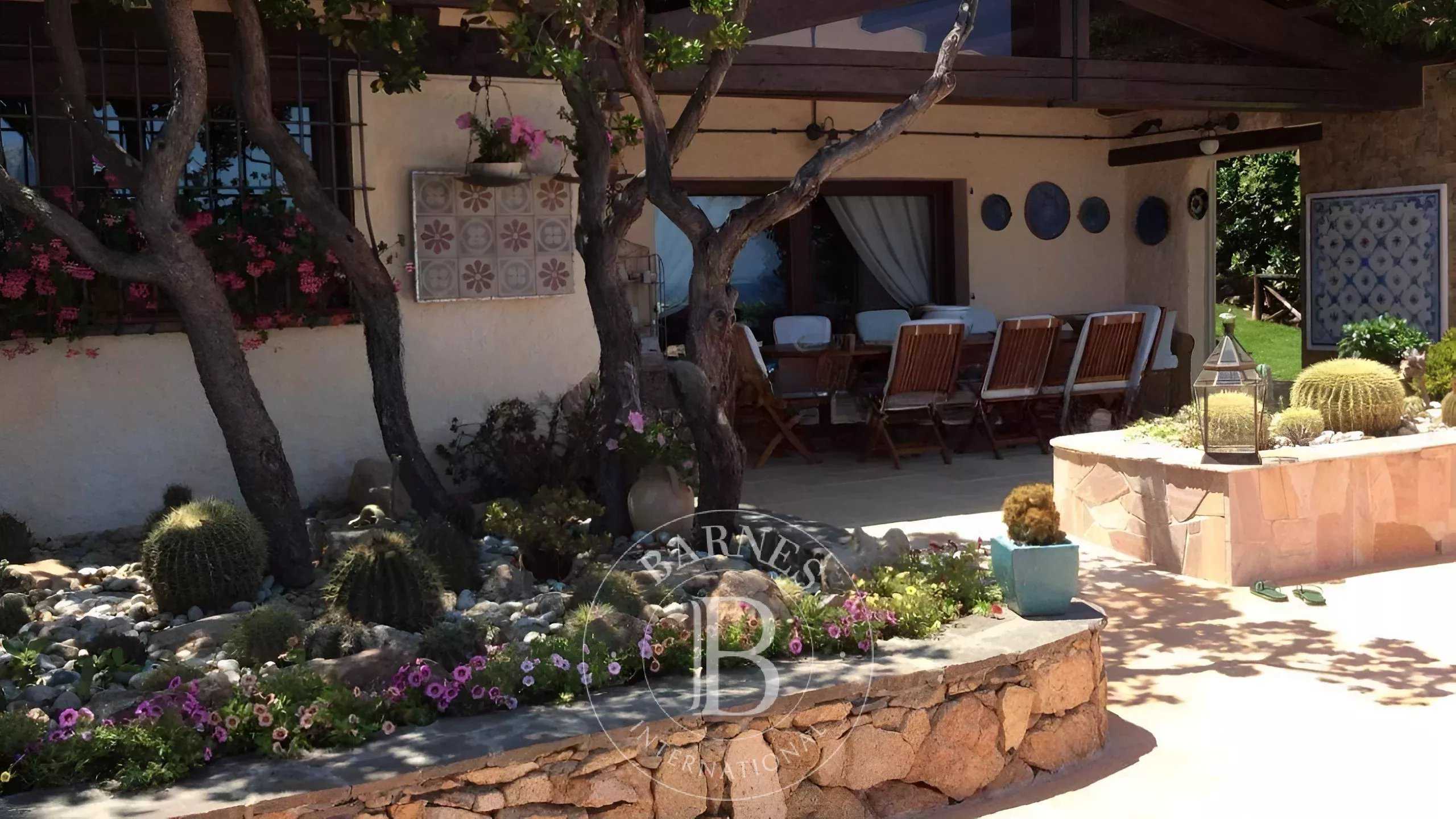 Loiri Porto San Paolo  - Villa 14 Pi&egrave;ces 8 Chambres