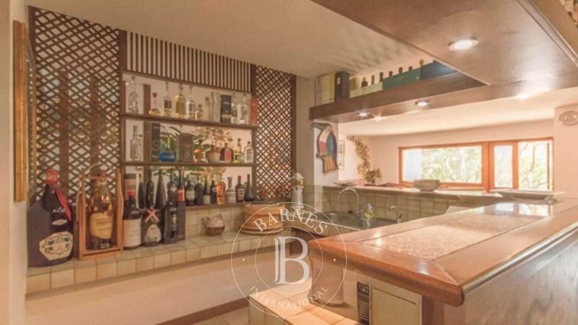 Palau  - Villa 4 Bedrooms