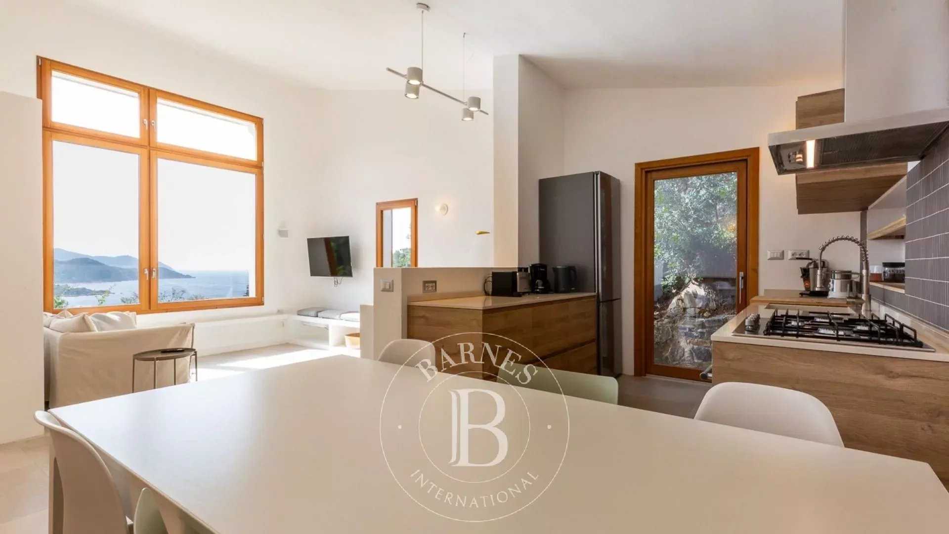 Maracalagonis  - Villa 6 Bedrooms