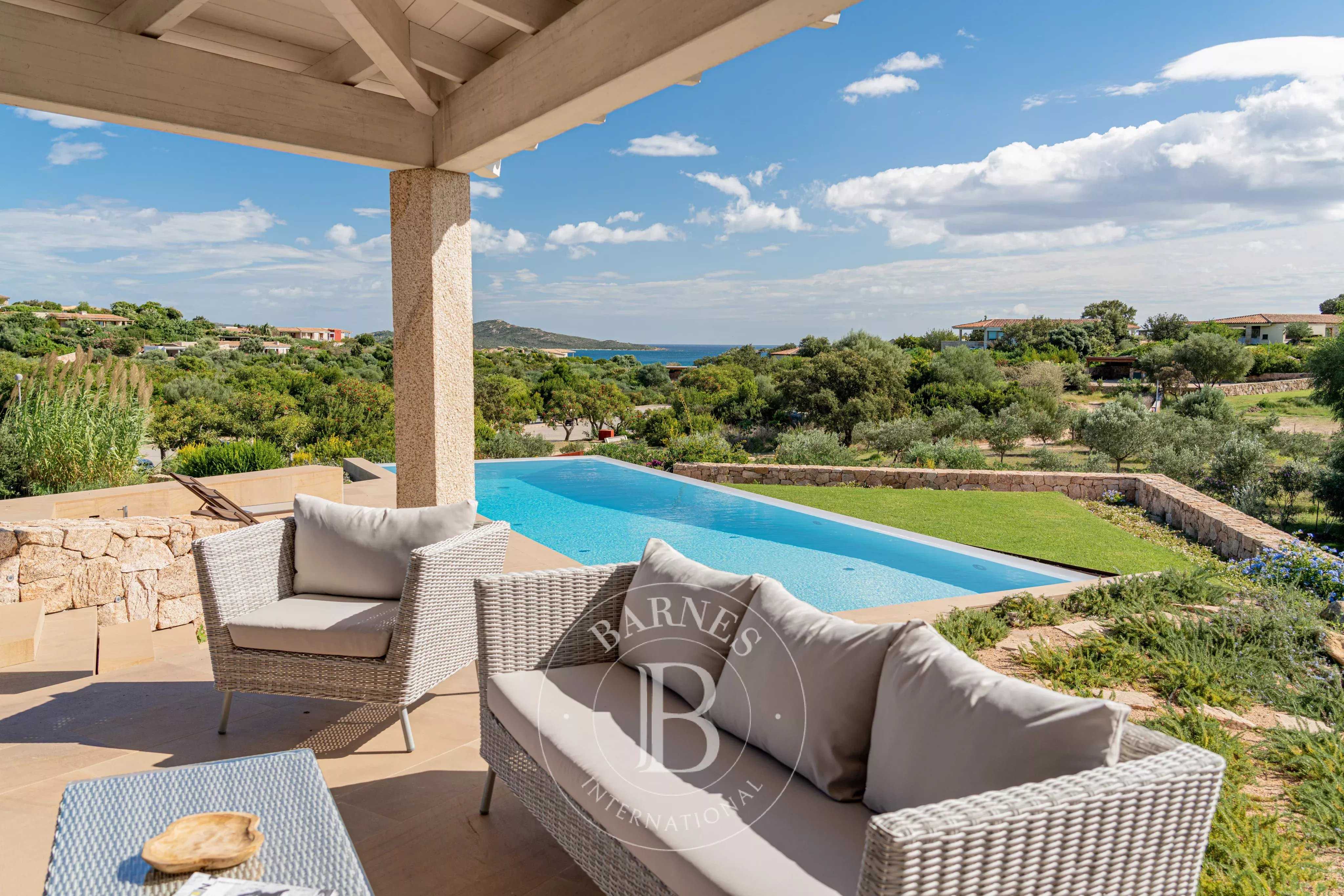 San Teodoro  - Villa 4 Bedrooms