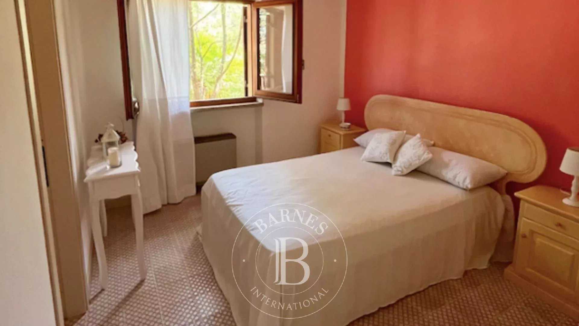 Palau  - Villa 4 Bedrooms