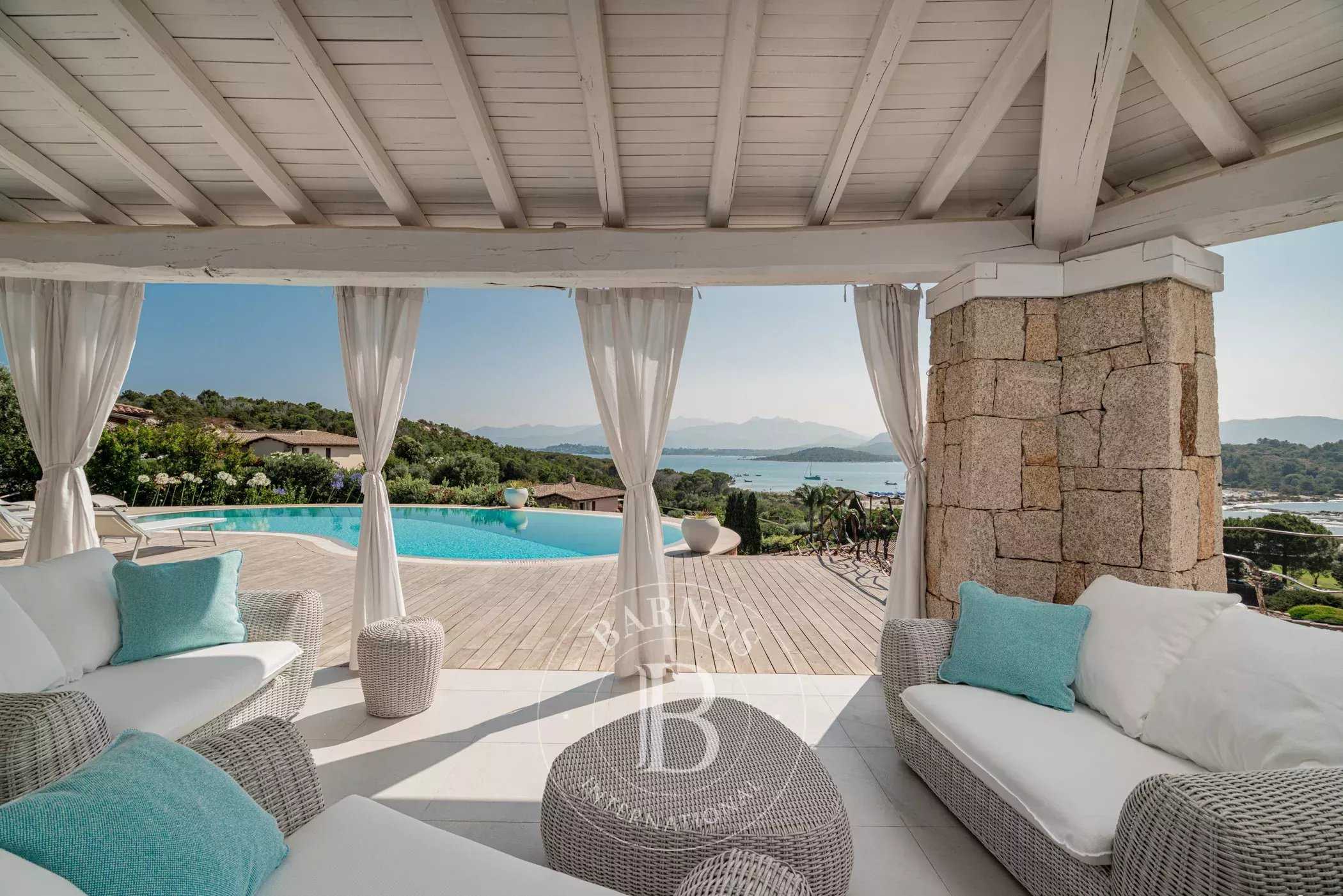 San Teodoro  - Villa 6 Bedrooms