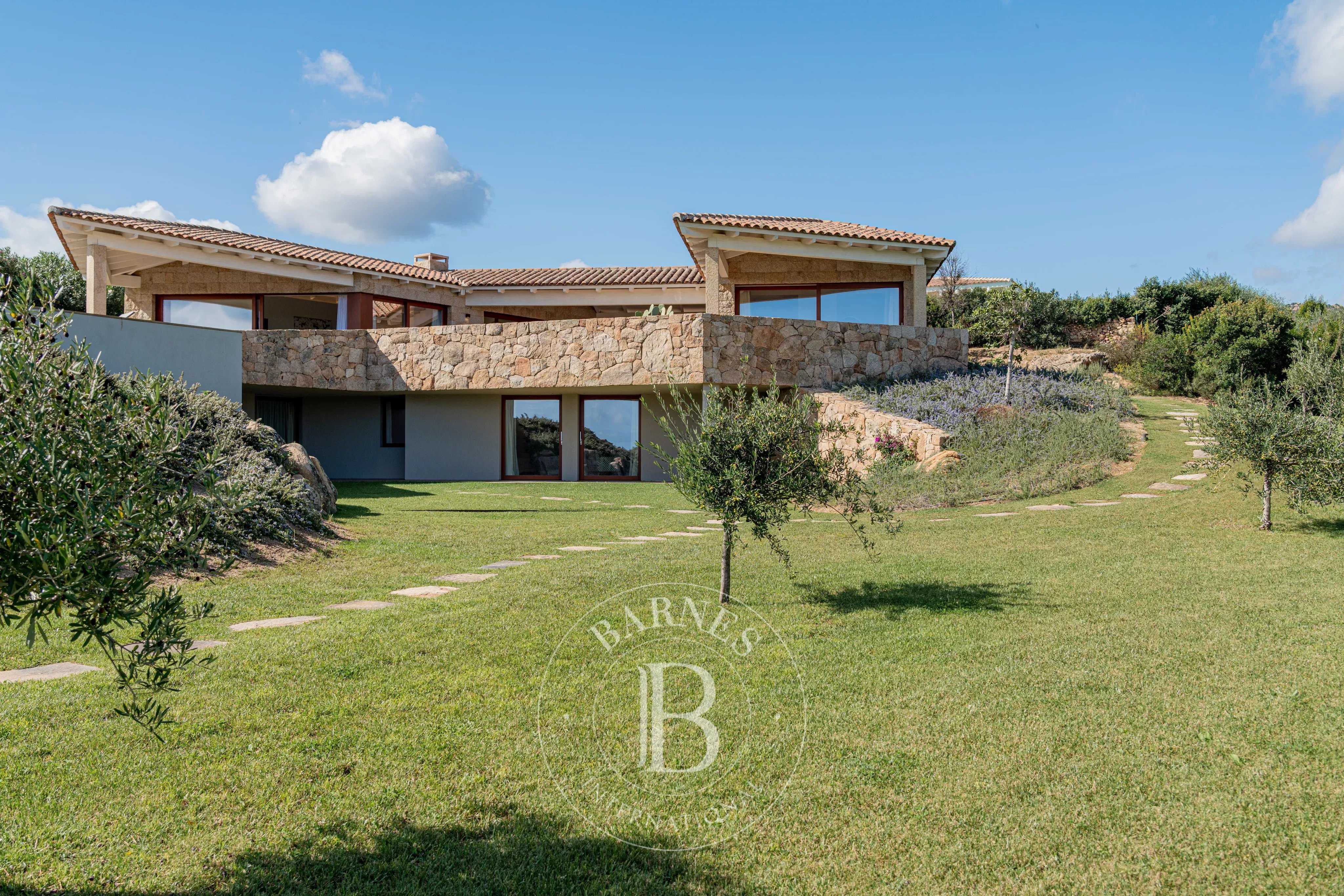 San Teodoro  - Villa 4 Bedrooms