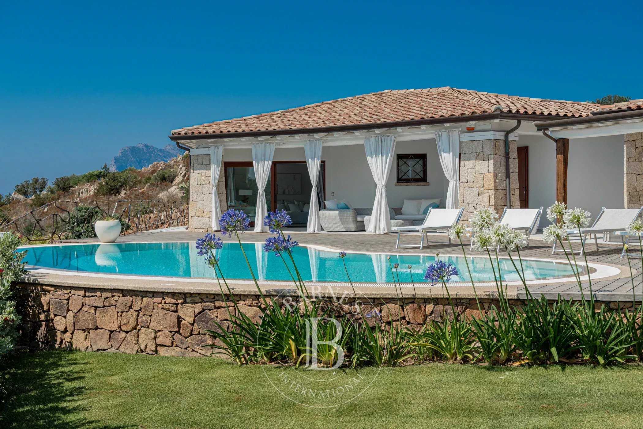 San Teodoro  - Villa 6 Bedrooms