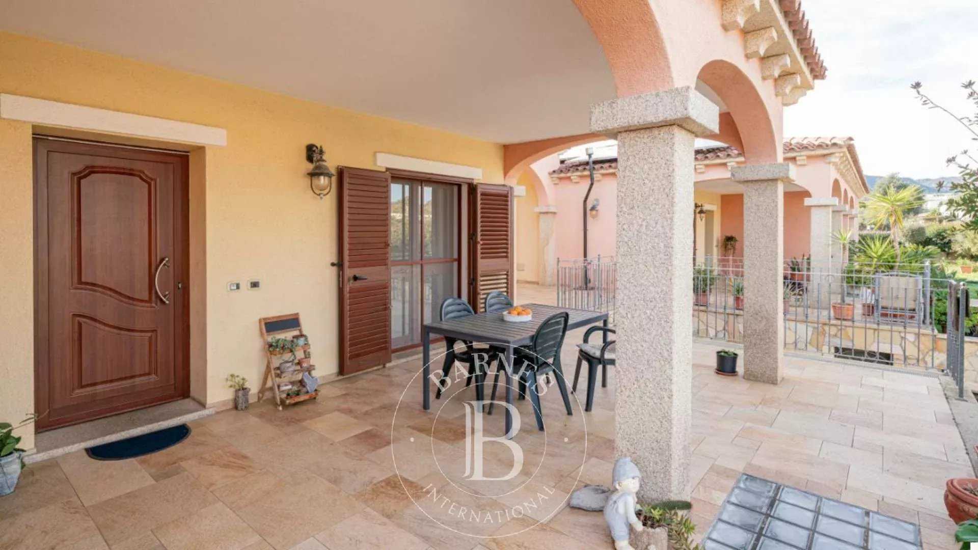 Villa Olbia  -  ref 84379493 (picture 3)