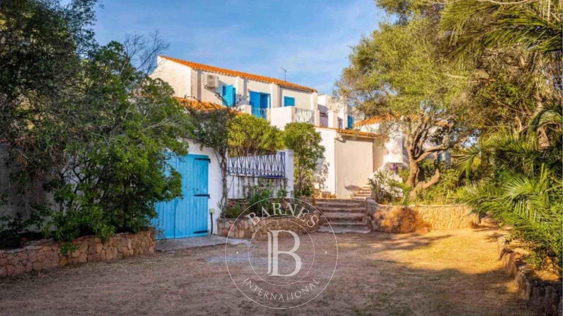 Villa Olbia  -  ref 83888869 (picture 1)