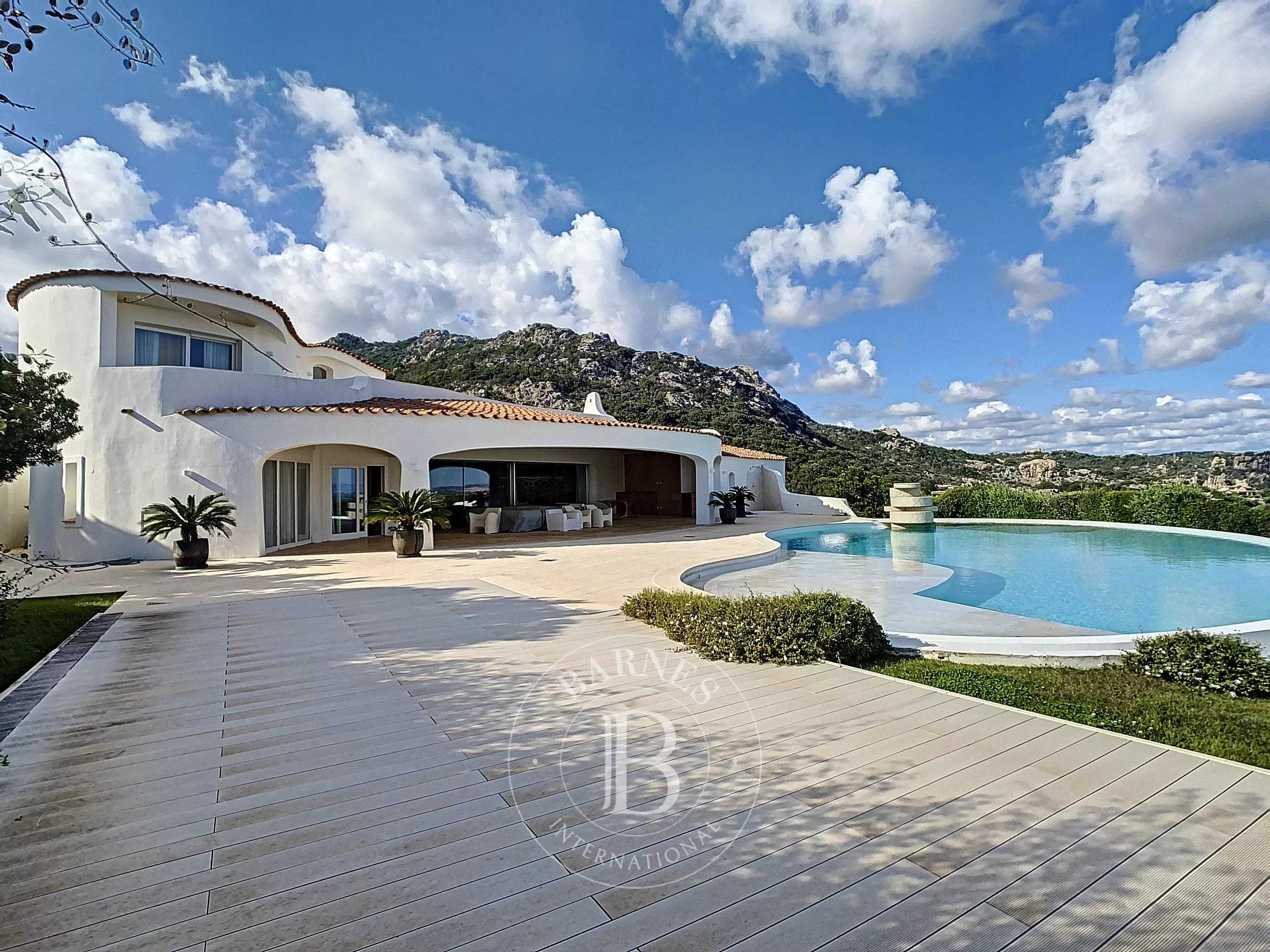 Villa Porto Cervo  -  ref 3137559 (picture 3)