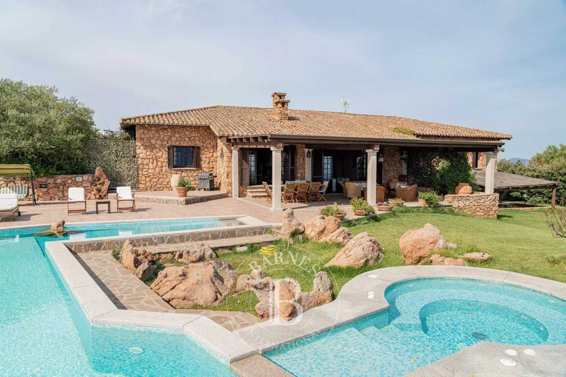 Villa Loiri Porto San Paolo  -  ref 83836797 (picture 2)