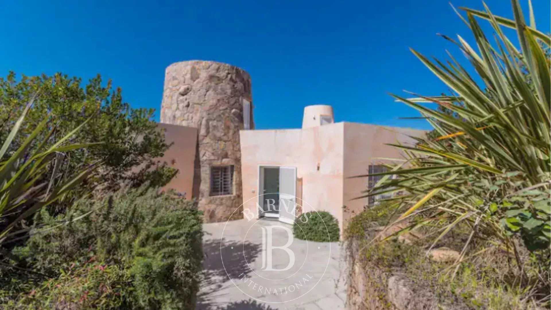 Villa Loiri Porto San Paolo  -  ref 84858813 (picture 2)