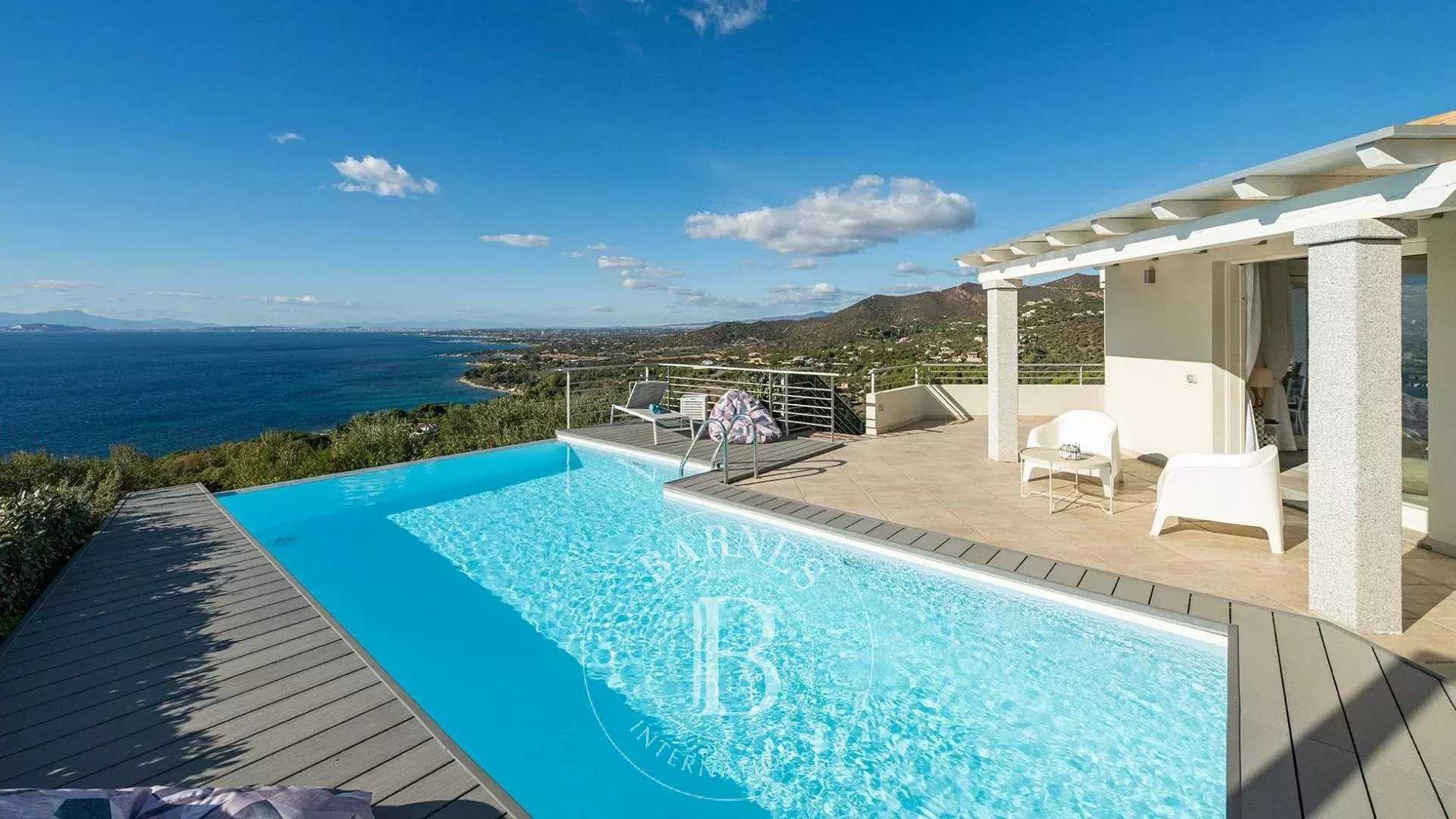 Villa Quartu Sant'Elena - Ref 85340717