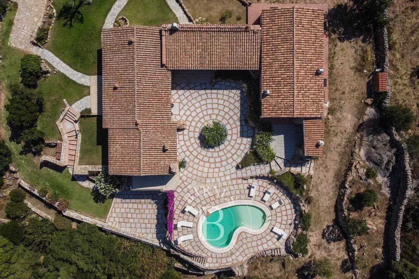 Villa Arzachena  -  ref 83488345 (picture 1)