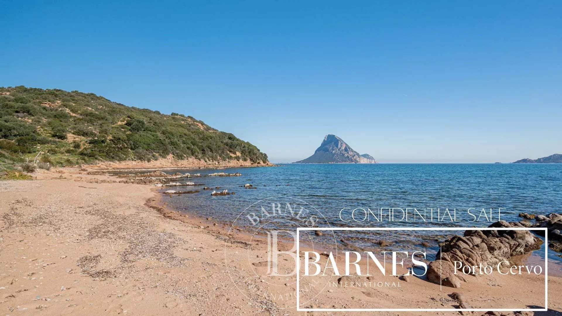 Loiri Porto San Paolo  - Villa 4 Bedrooms - picture 1