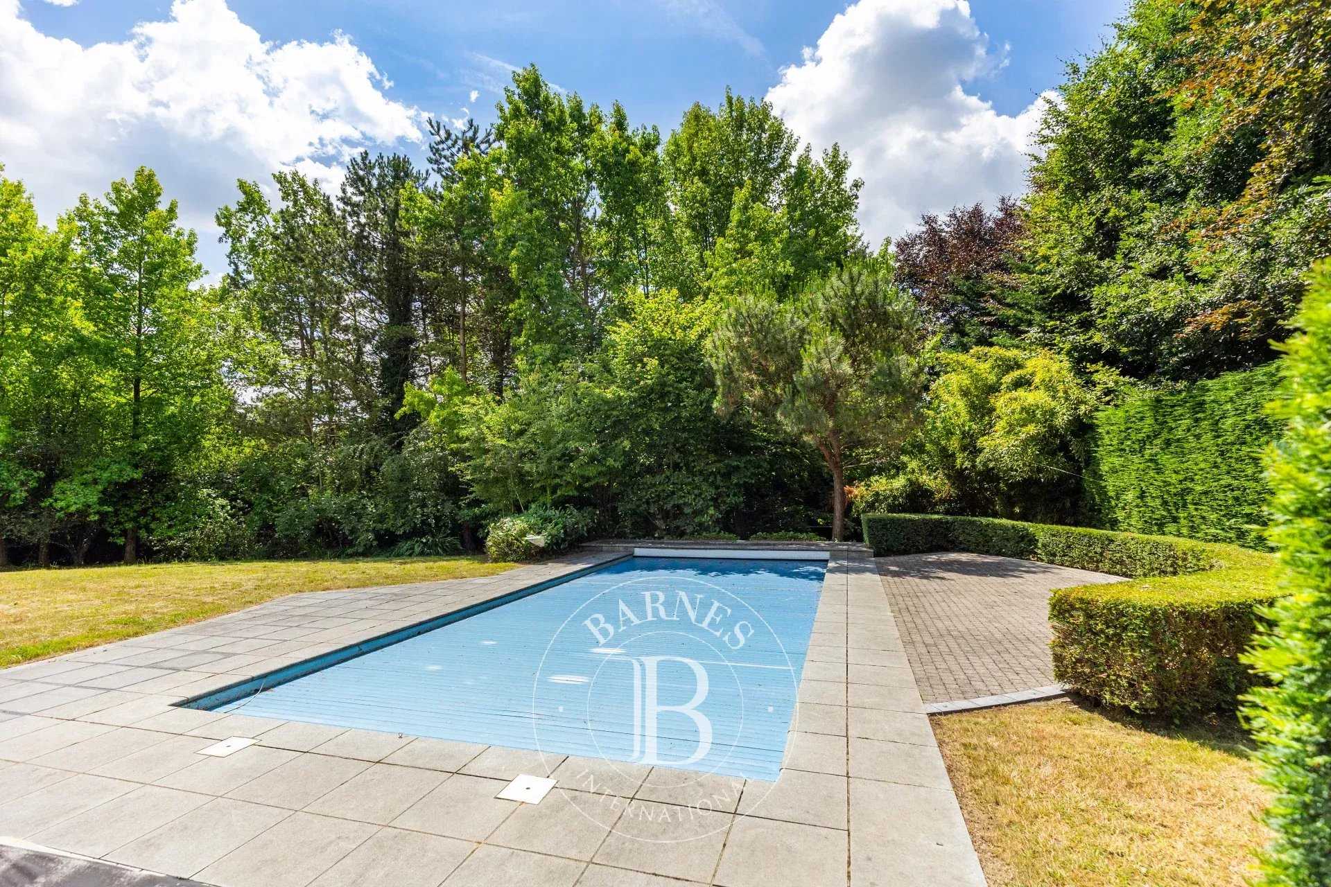 Rhode-Saint-Genese  - Villa 5 Bedrooms