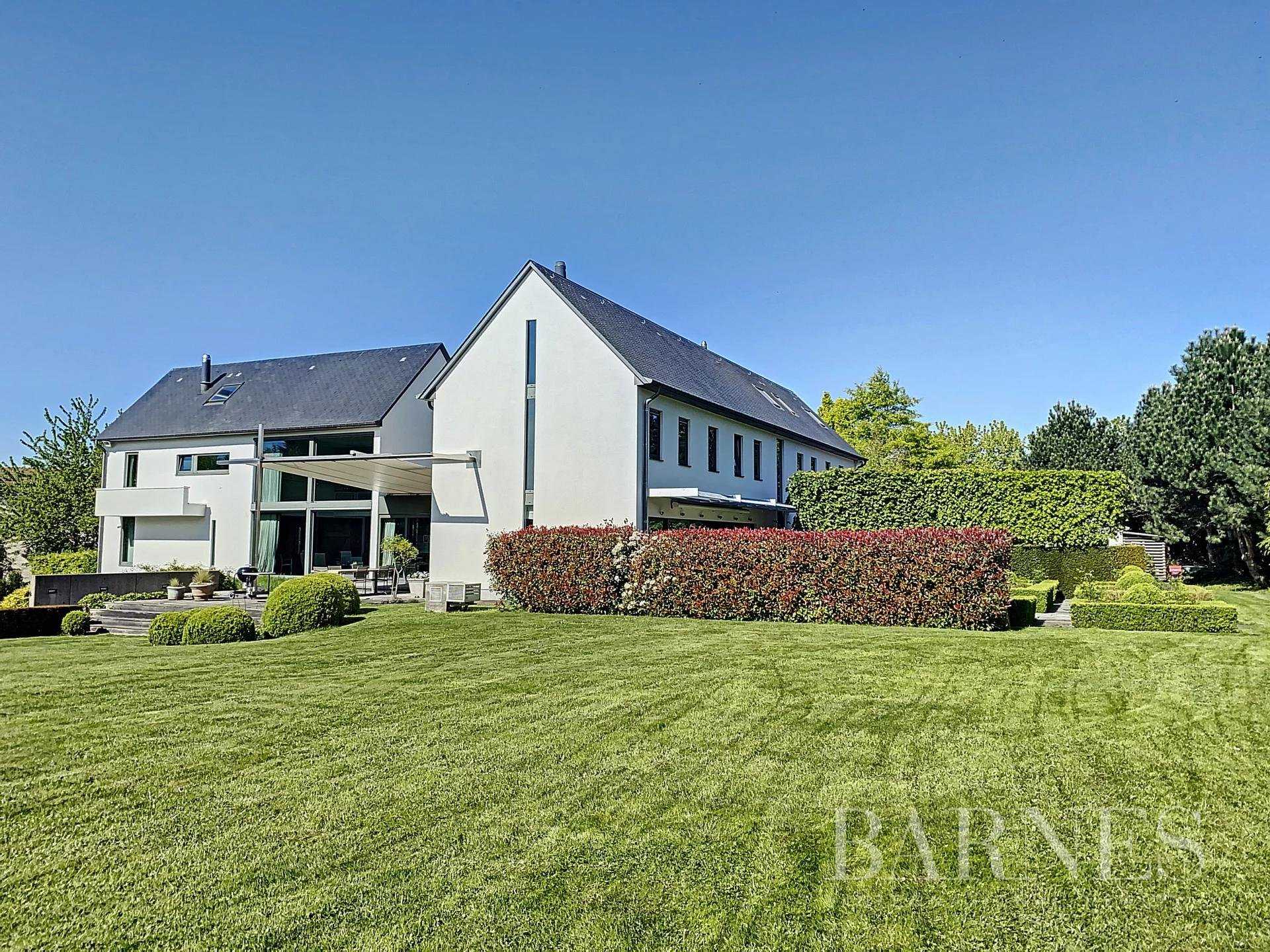Property Lasne  -  ref 82195977 (picture 2)