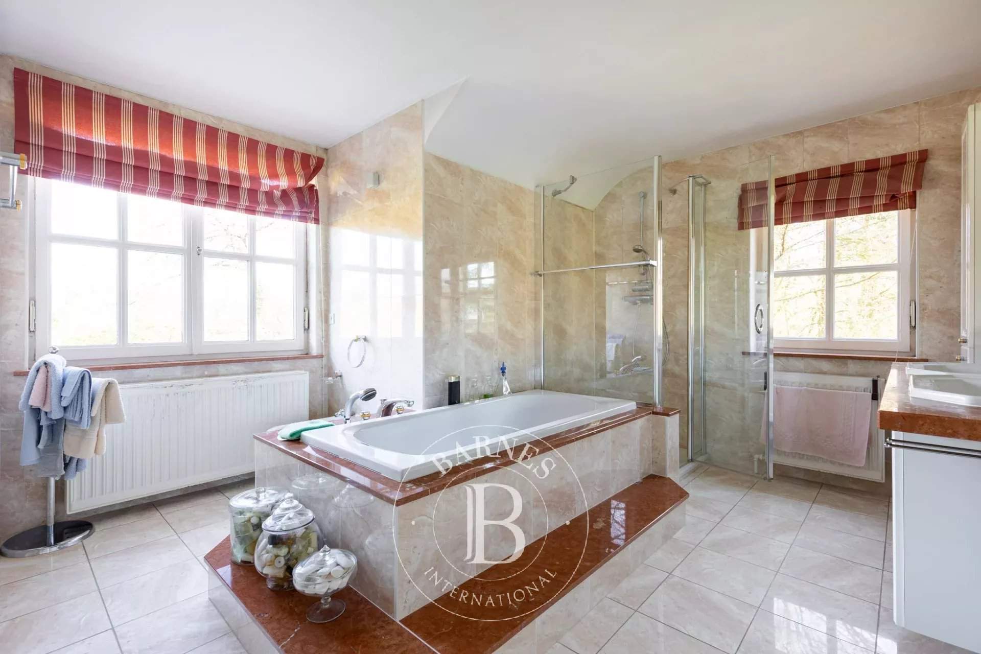 Waterloo  - Villa 5 Bedrooms - picture 15