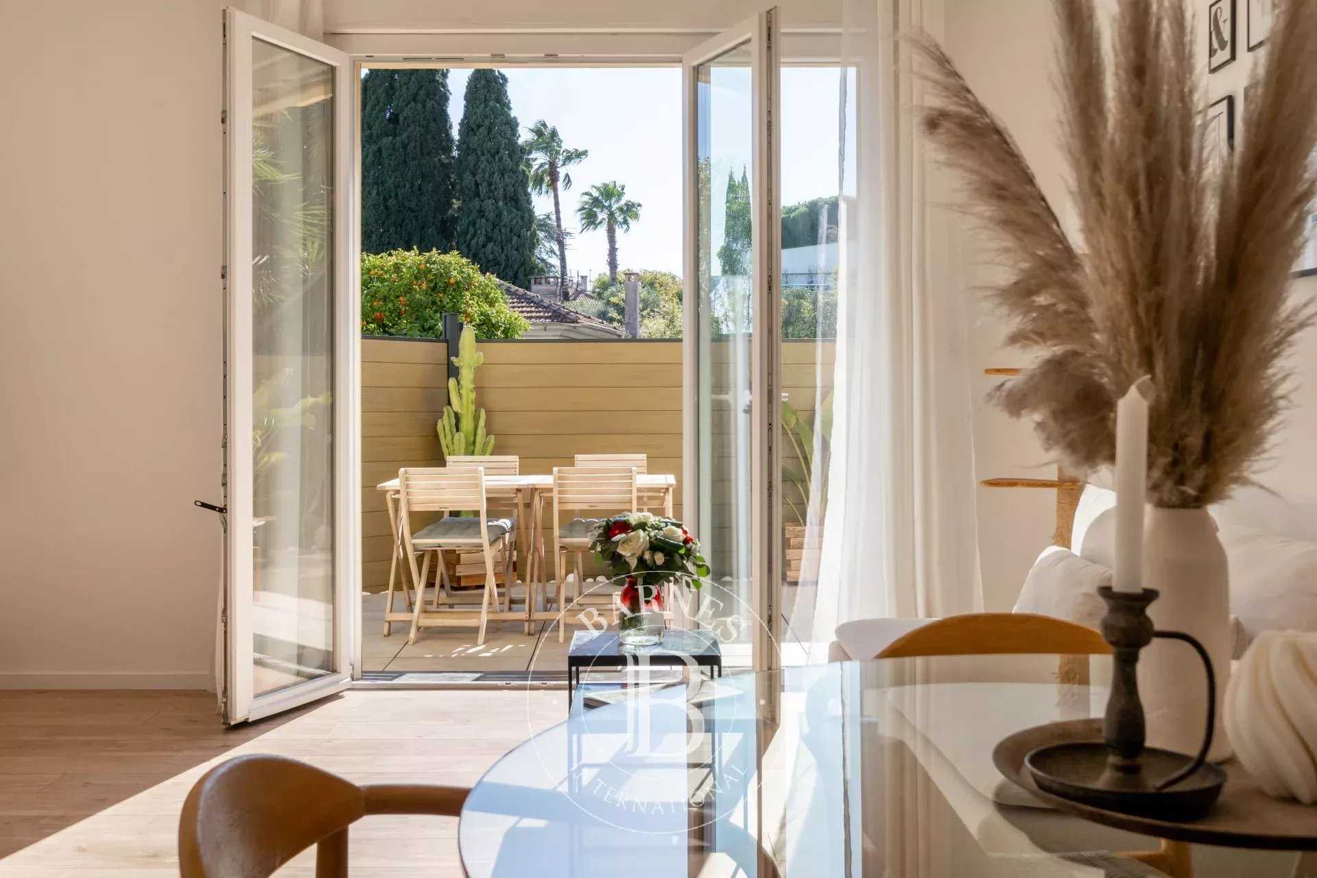 Le Cannet  - Apartment 2 Bedrooms