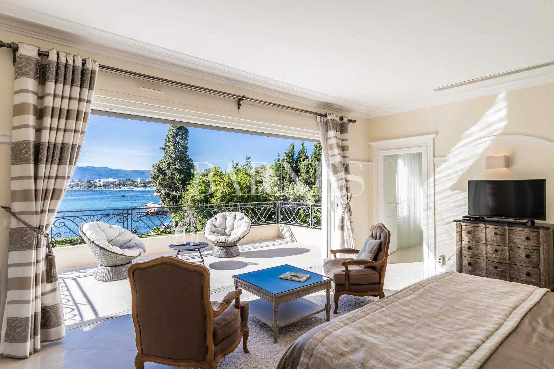 Antibes  - House 10 Bedrooms