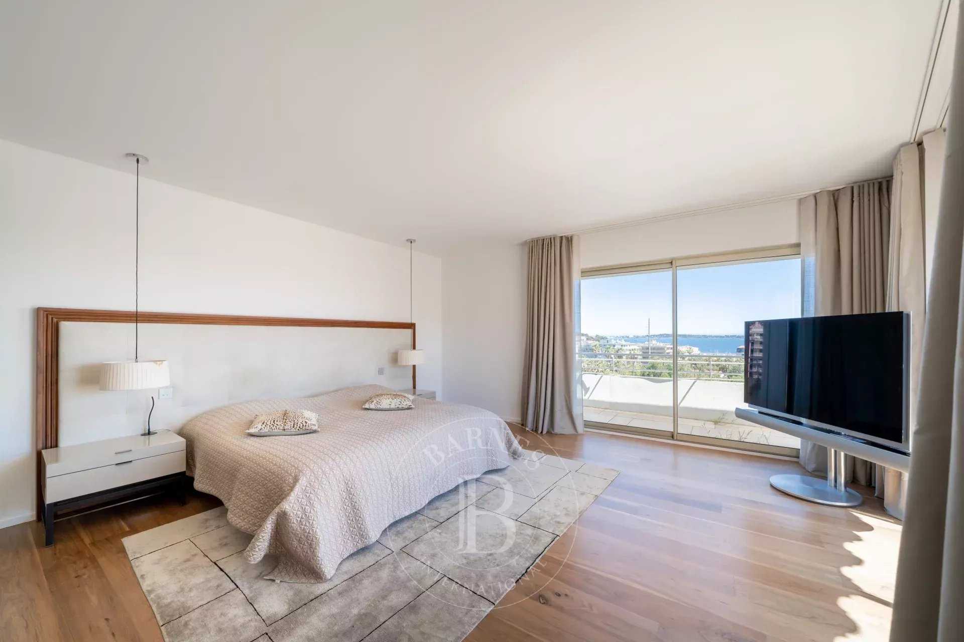 Cannes  - Appartement 5 Pi&egrave;ces 4 Chambres