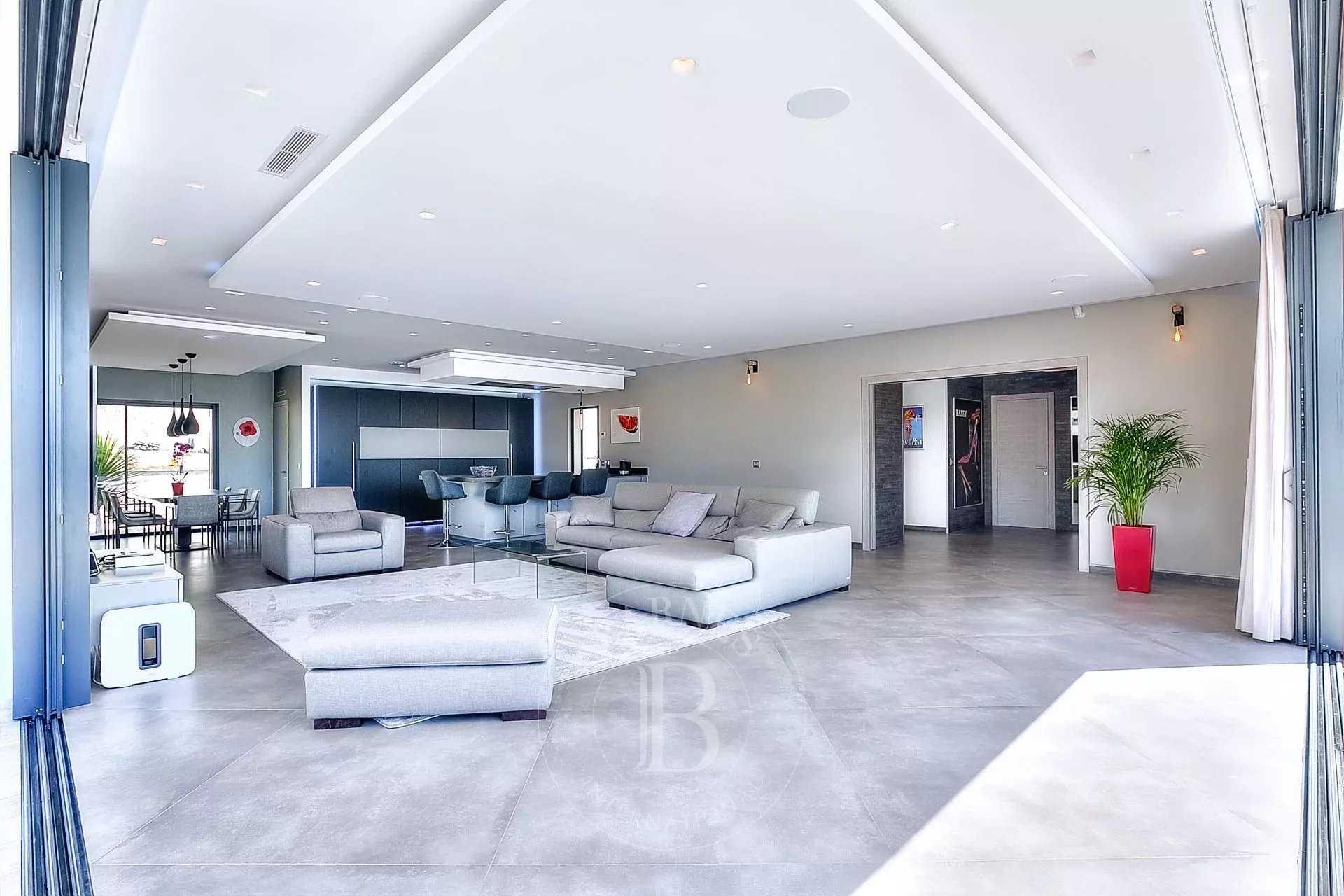 Cannes  - Villa 4 Bedrooms