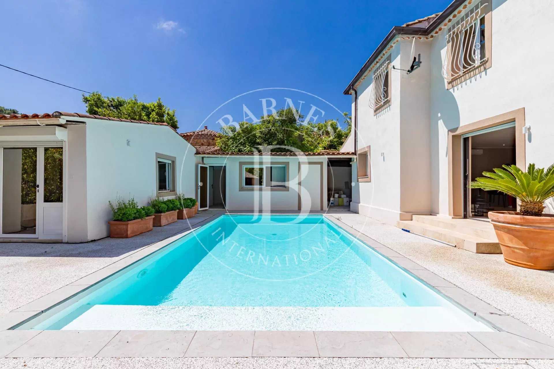 Antibes  - House 4 Bedrooms