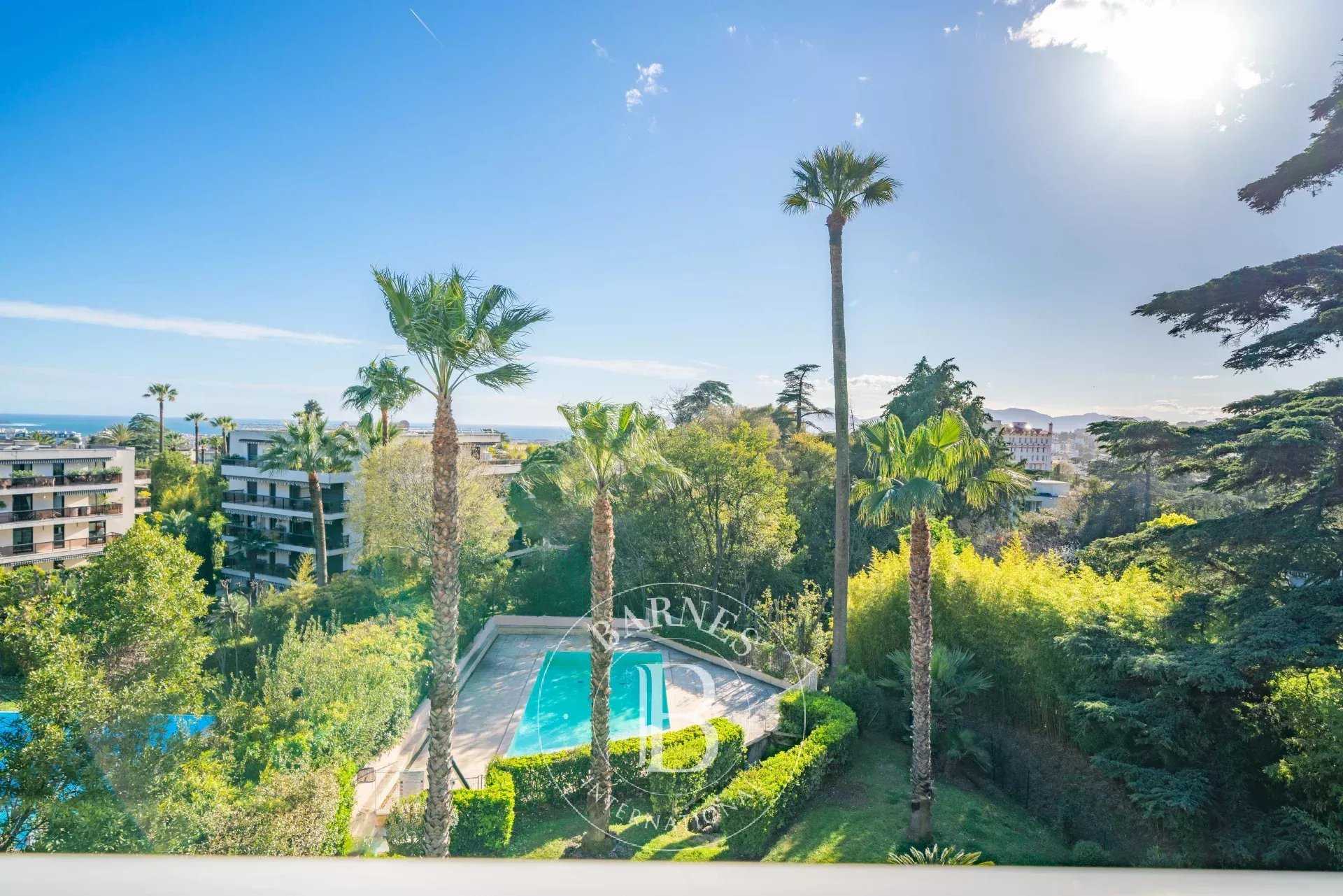 Cannes  - Appartement 4 Pi&egrave;ces 3 Chambres