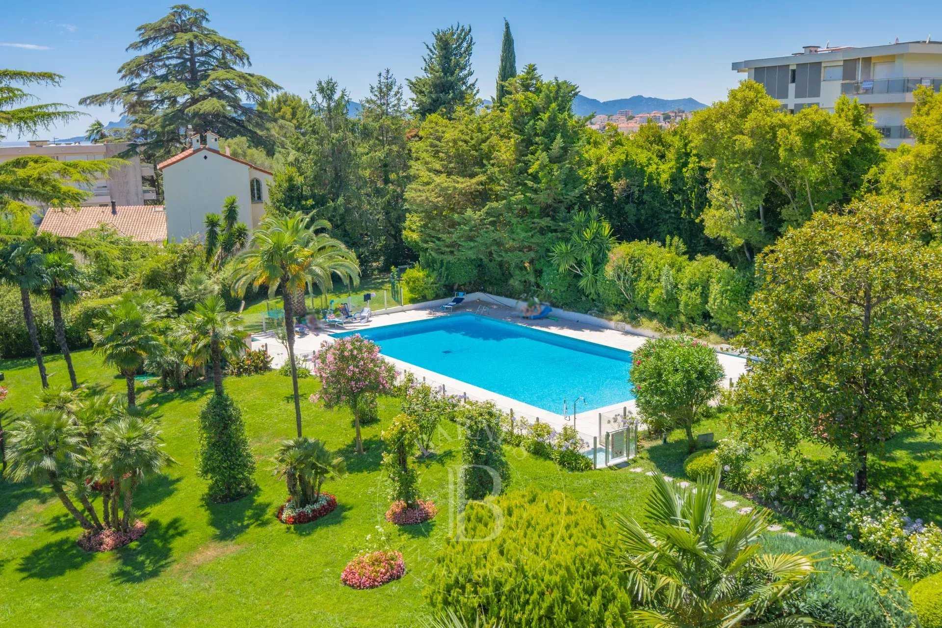 Cannes  - Appartement 6 Pièces 4 Chambres