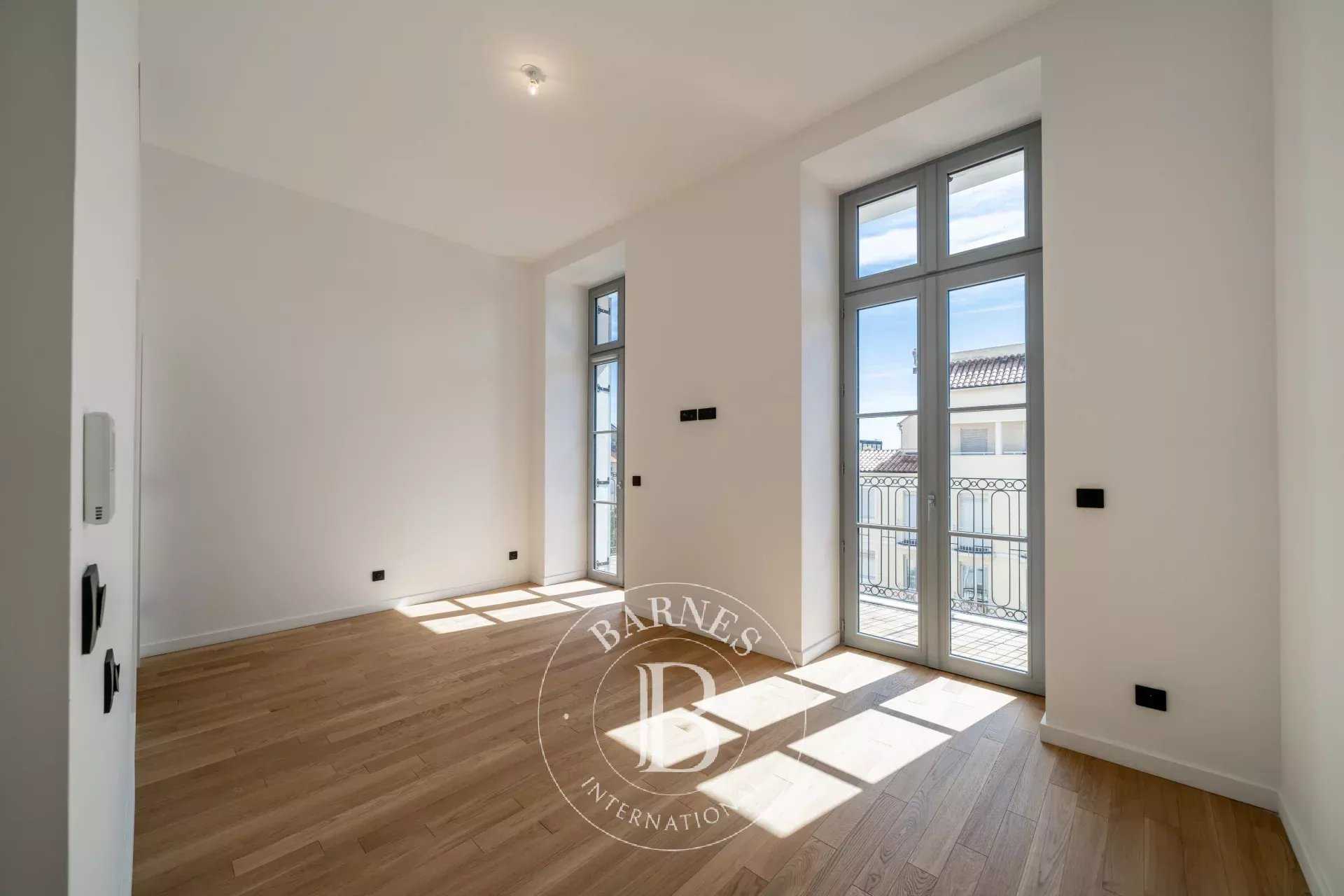 Cannes  - Piso 4 Cuartos 3 Habitaciones