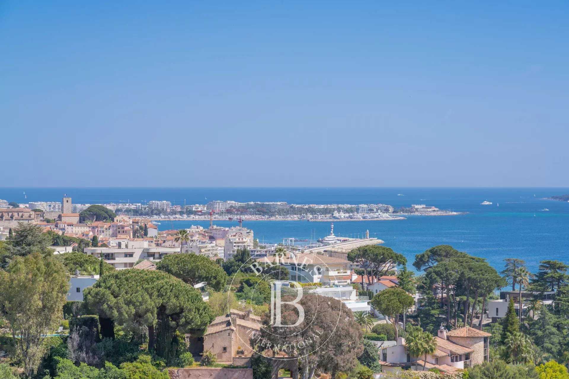 Cannes  - Appartement 3 Pi&egrave;ces 2 Chambres