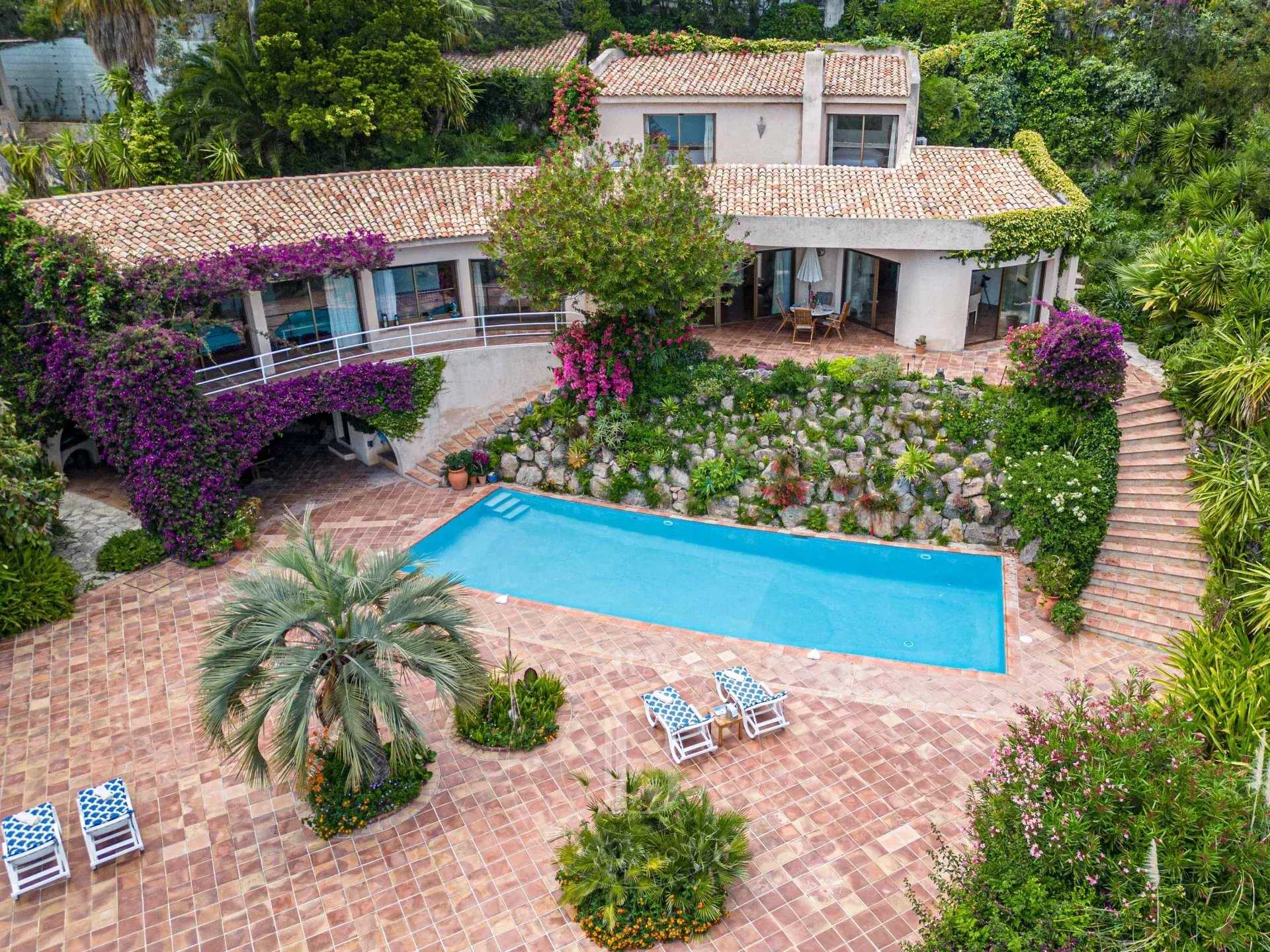 SUPER CANNES - VILLA VUE MER EXCEPTIONNELLE - 4 CHAMBRES picture 16