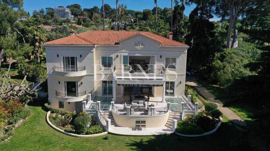 Antibes  - House 10 Bedrooms