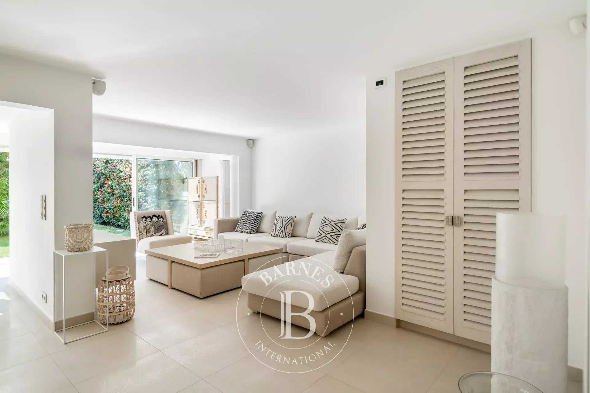 Cannes  - Appartement 3 Pi&egrave;ces 2 Chambres