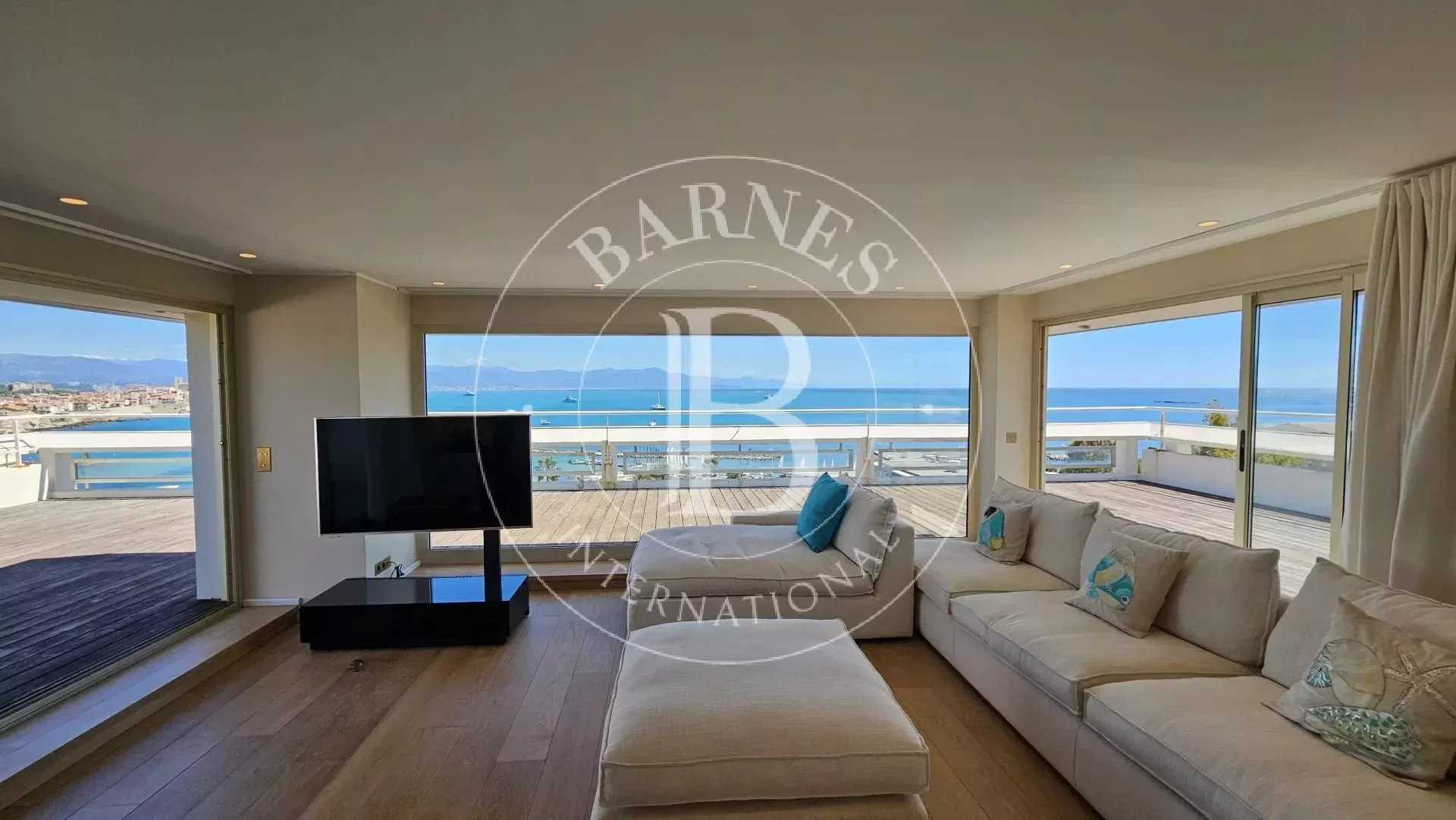Antibes  - Apartment 3 Bedrooms