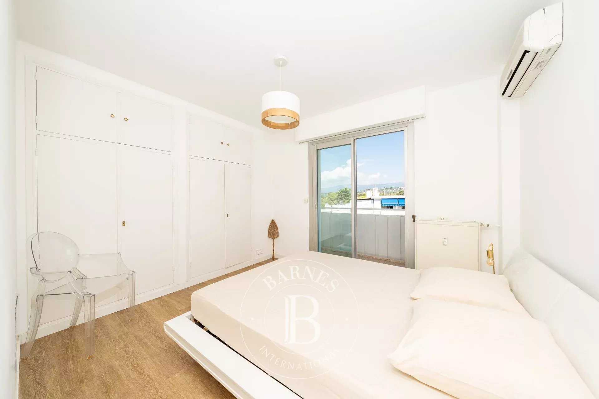 Le Cannet  - Piso 3 Cuartos 2 Habitaciones