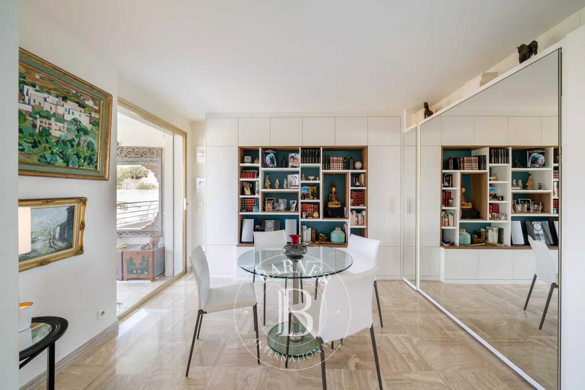 Cannes  - Appartement 3 Pi&egrave;ces 2 Chambres