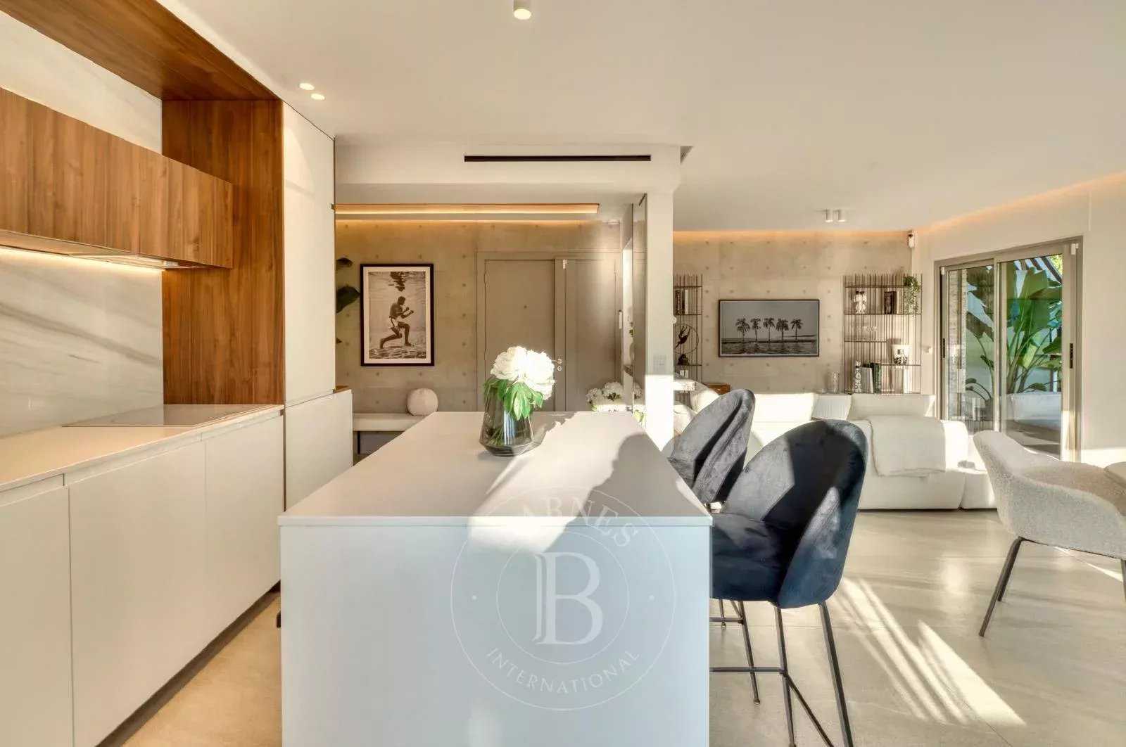 Cannes  - Appartement 3 Pièces 2 Chambres