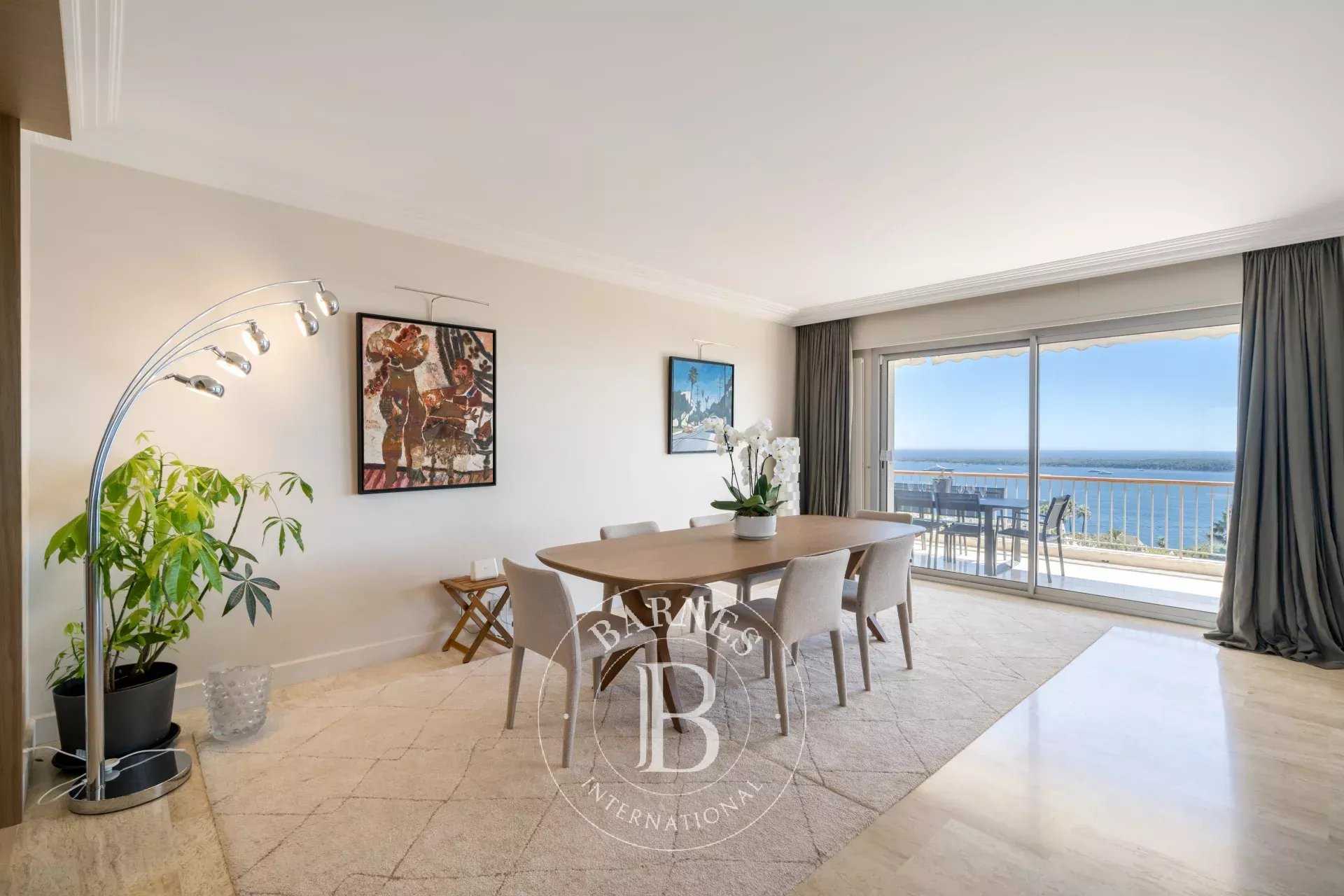Cannes  - Piso 6 Cuartos 4 Habitaciones