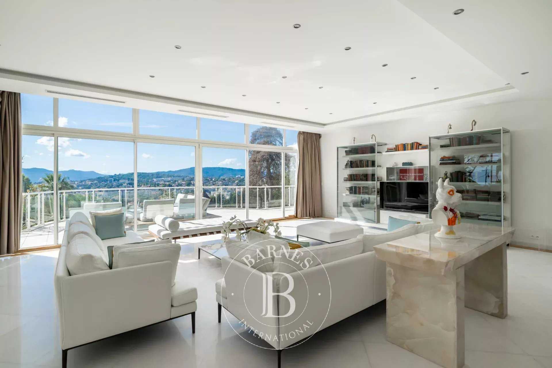 Cannes  - Villa 8 Bedrooms