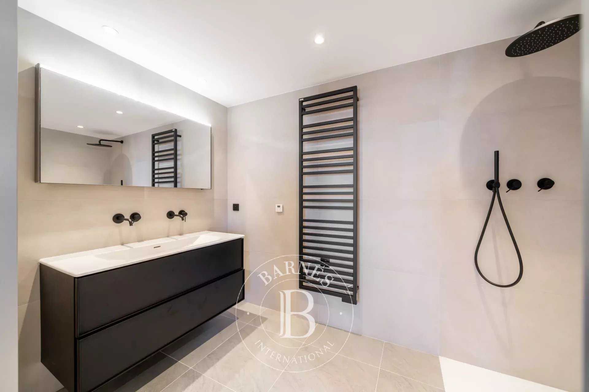 Cannes  - Appartement 5 Pi&egrave;ces 4 Chambres