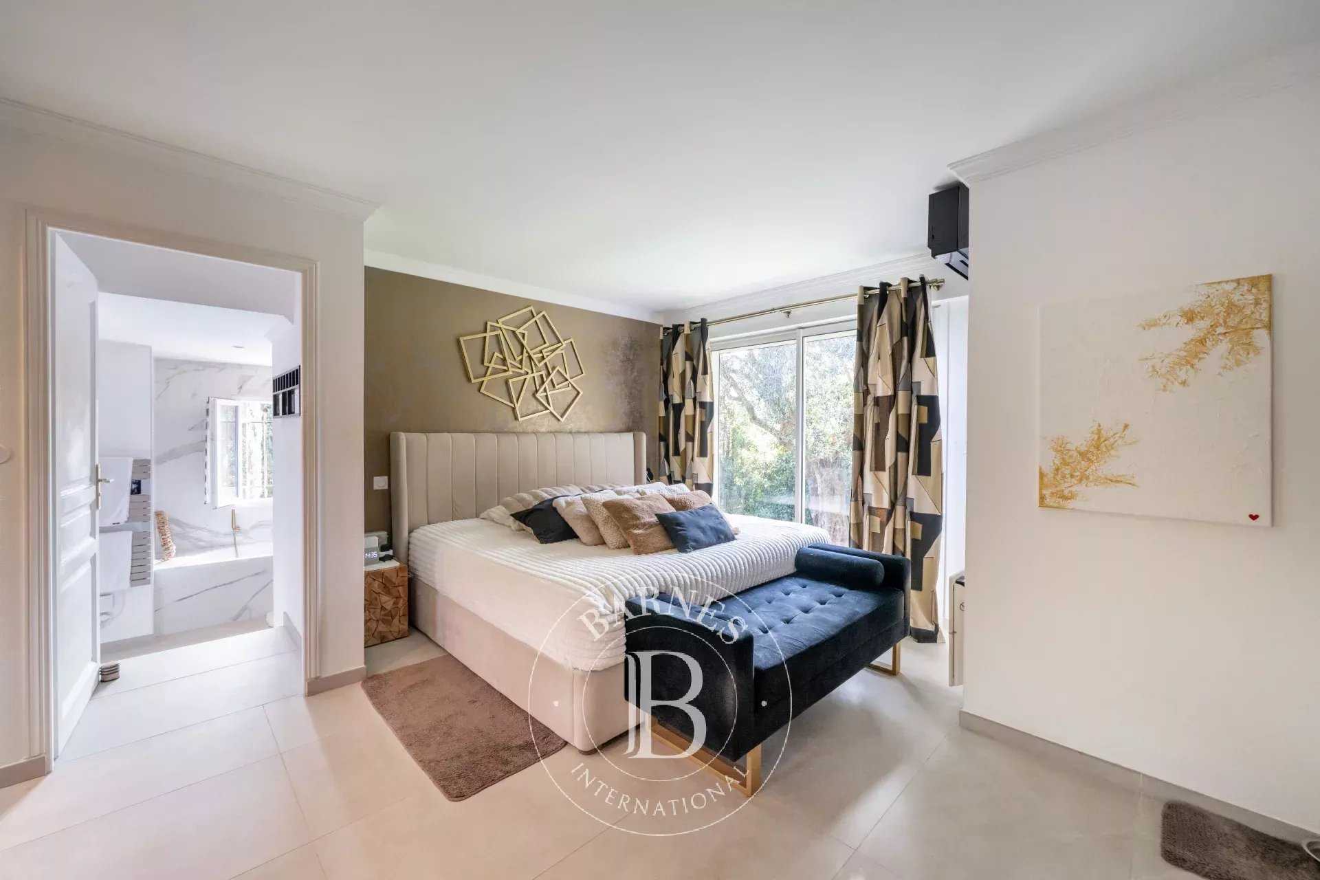 Le Cannet  - Villa 5 Pi&egrave;ces 4 Chambres