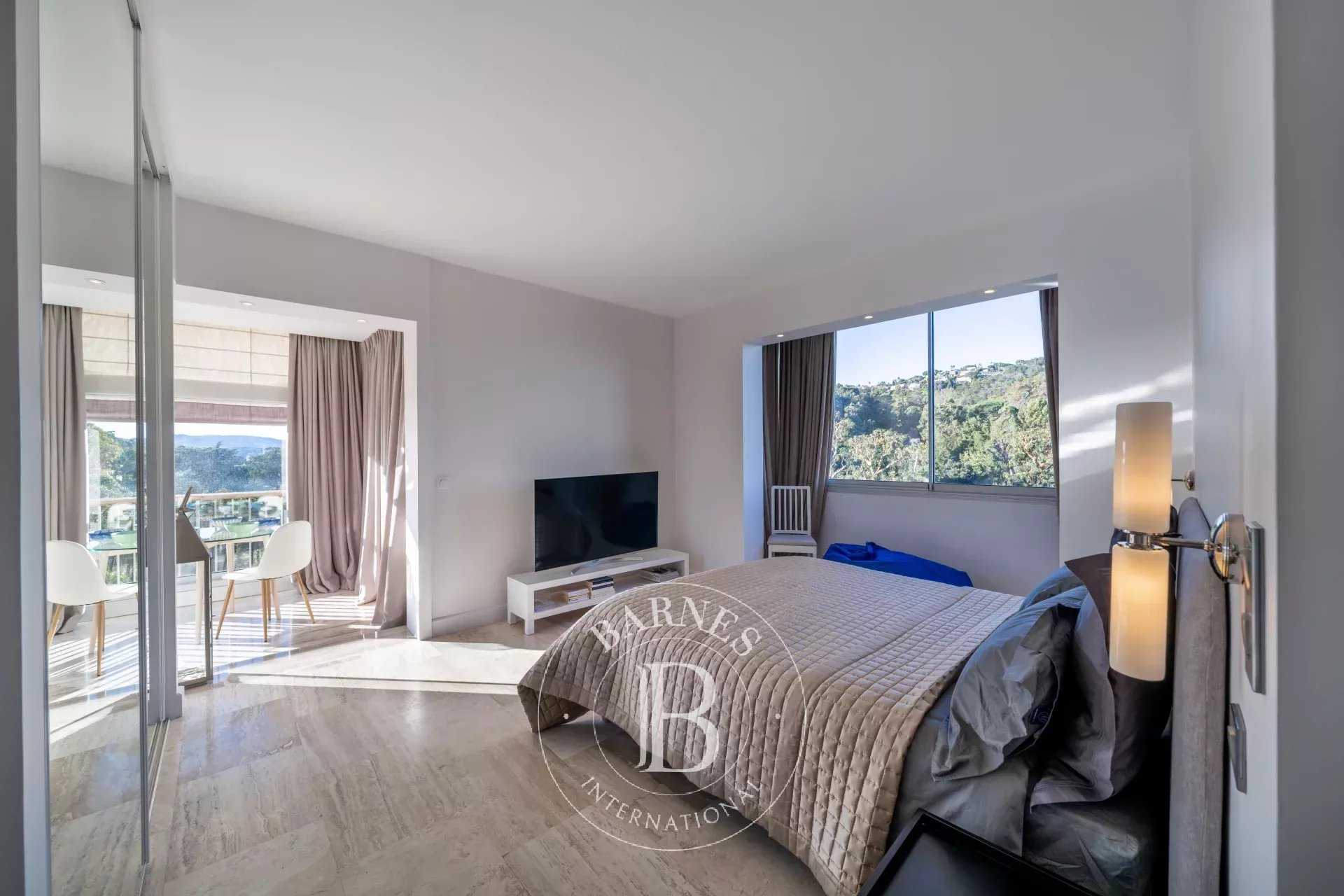 Cannes  - Appartement 6 Pi&egrave;ces 4 Chambres