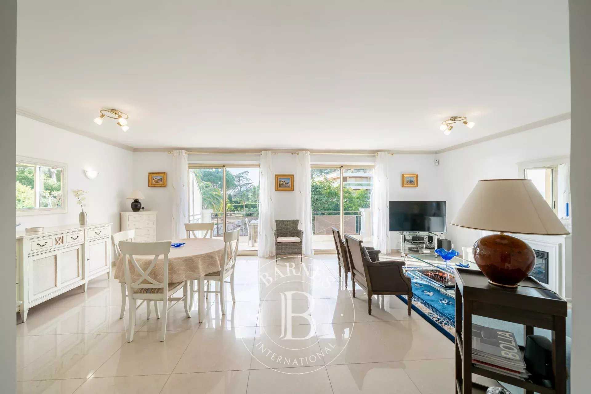 Cannes  - Appartement 4 Pi&egrave;ces 3 Chambres