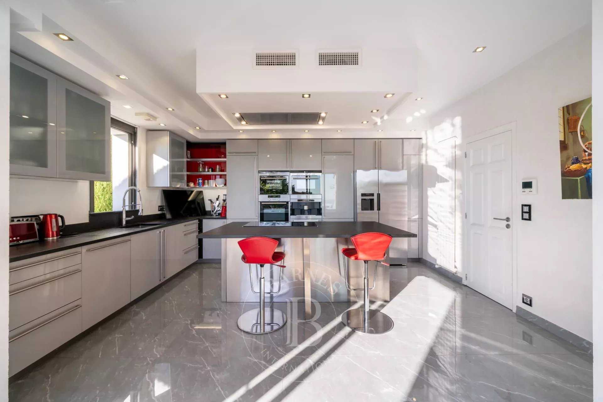 Vallauris  - Villa 8 Cuartos 4 Habitaciones